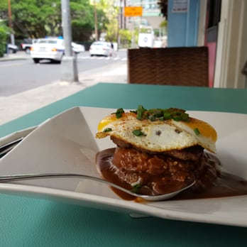 Aloha Kitchen - Loco Moco - Breakfast & Brunch Near Me - Honolulu, Hawaii