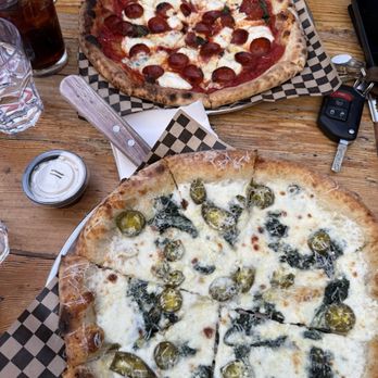 Hey, Neighbor! Pizza House - Pizza Near Me - Eugene, Oregon