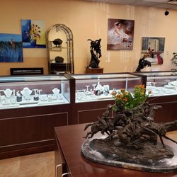 Al Momentum - Come check our new layout! We have awesome new precious Jewelry.