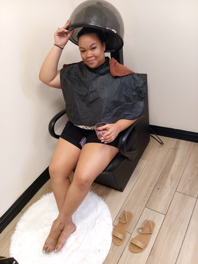 TOP LEVEL SALON EXPERIENCE BY SIA AMORE 1414 S Pampano Pkwy, Pompano