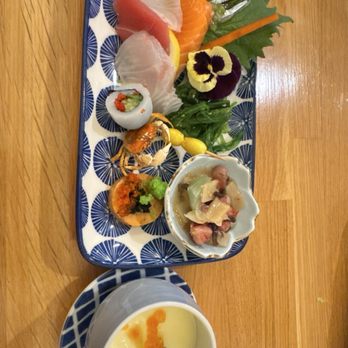 Momo Sushi - Omasake A - Sushi Bars Near Me - Riverside, California