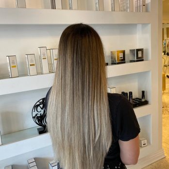Atelier Sav - Balayage by Alfred - Hair Salons Near Me - Glendale, California