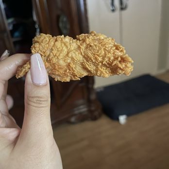 Raising Cane's Chicken Fingers - Showing pop corn chicken - Fast Food Near Me - Phoenix, Arizona