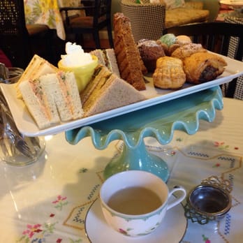 Dartealing Lounge - Tea sample set - Tea Rooms Near Me - San Francisco, California