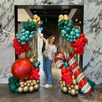 Balloon Bouquett - Christmas - Balloon Services Near Me - Gibsonton, Florida Balloon Bouquett - Christmas - Balloon Services Near Me - Gibsonton, Florida