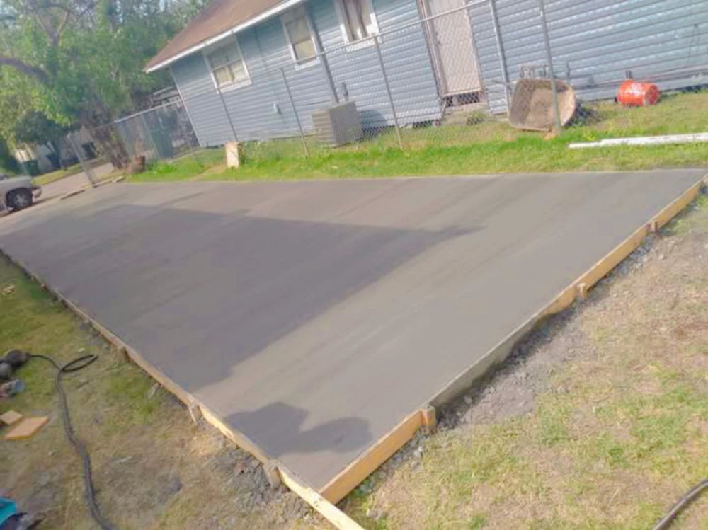 Slide of Lara’s Remodeling And Concrete