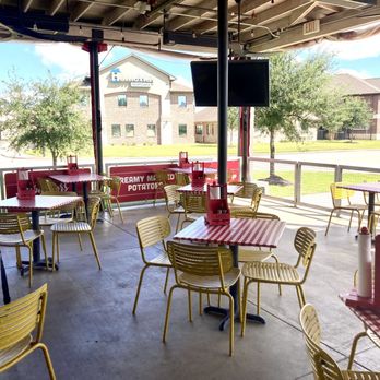 Mia's Table - Outdoor patio - American Near Me - Katy, Texas