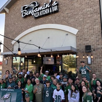 Benjamin's Pizza Kitchen & Bar - Pizza Near Me - Roanoke, Texas