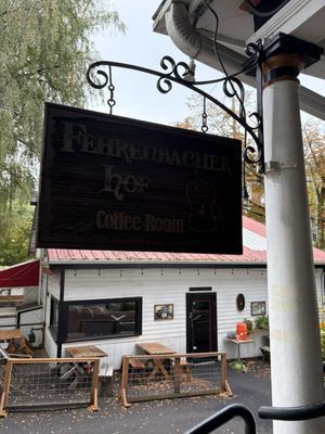 Fehrenbacher Hof by null