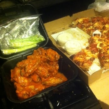 Barro's Pizza - Sausage pepperoni and garlic pizza with hot wings and celery and ranch on the side! - Pizza Near Me - Anthem, Arizona Barro's Pizza - Sausage pepperoni and garlic pizza with hot wings and celery and ranch on the side! - Pizza Near Me - Anthem, Arizona