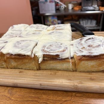 Babes Bakery - Cinnamon rolls - Bakeries Near Me - Honolulu, Hawaii Babes Bakery - Cinnamon rolls - Bakeries Near Me - Honolulu, Hawaii