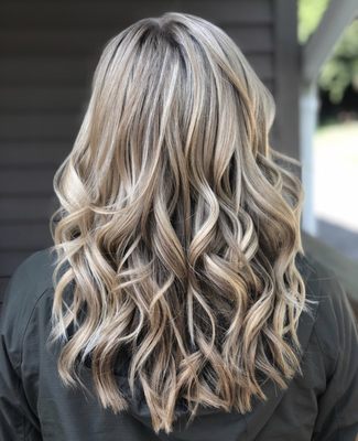 Doreen's Family Hair Spa & Tanning Salon