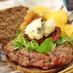 Altaburg - Hamburguesas Mallorquina carne a la brasa sobrasada.  Altaburg, Altafulla, Hamburgueseria