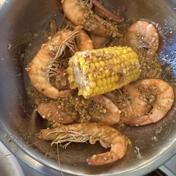 Cajun Crawfish Stop - White Shrimp (1 pound) shrimps fresh and crunchy delicious - Cajun/Creole Near Me - Covina, California
