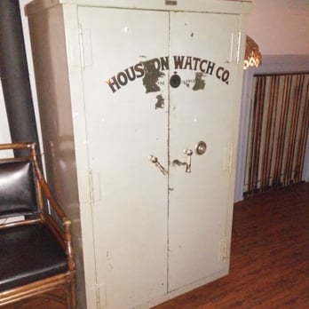 Houston Watch Co - More safe - Cocktail Bars Near Me - Houston, Texas Houston Watch Co - More safe - Cocktail Bars Near Me - Houston, Texas