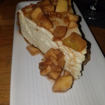 Bluejacket - Ginger cheesecake w/ apple compote - Breweries Near Me - Washington, DC, District of Columbia