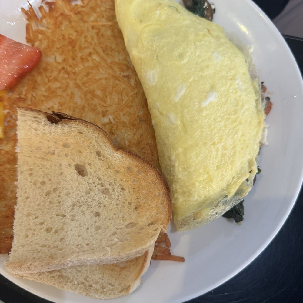 Sweet E's Cafe - Denver Omelette - Cafes Near Me - Honolulu, Hawaii Sweet E's Cafe - Denver Omelette - Cafes Near Me - Honolulu, Hawaii
