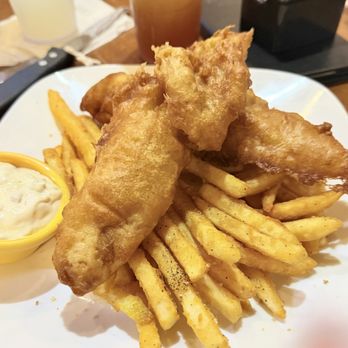 Murray Bros Caddyshack - Fish and chips - American Near Me - St. Augustine, Florida Murray Bros Caddyshack - Fish and chips - American Near Me - St. Augustine, Florida