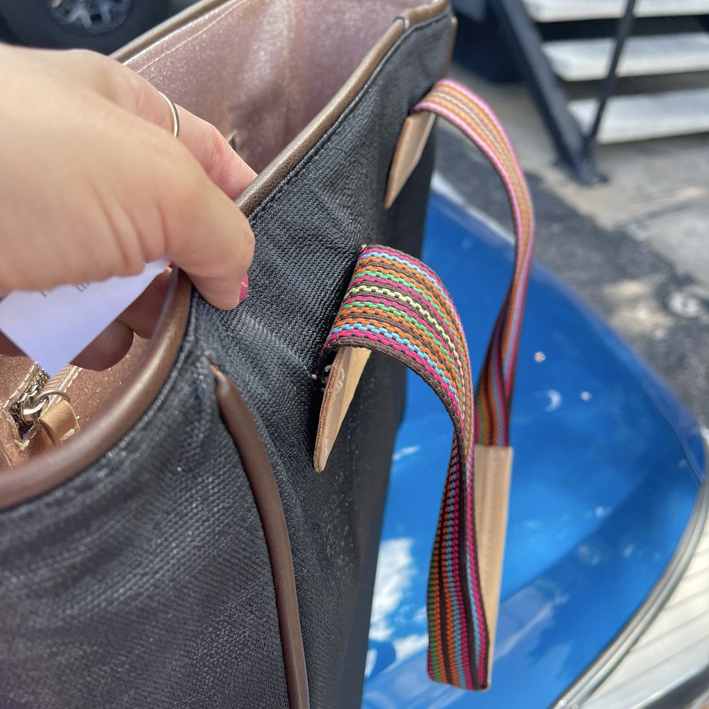 Consuela - Seam coming undone. - Leather Goods Near Me - Austin, Texas Consuela - Seam coming undone. - Leather Goods Near Me - Austin, Texas