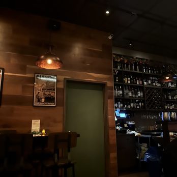 Ros Niyom Thai Restaurant - Thai Near Me - New York, New York