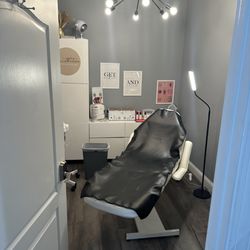 Kalesthetics - Waxing room