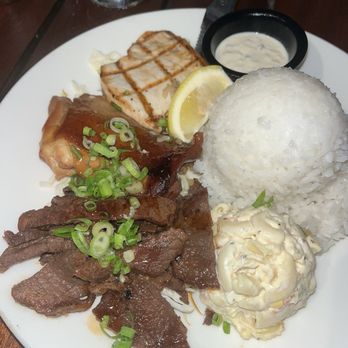 Aloha Mixed Plate - Aloha Mixed Plate - Hawaiian Near Me - Lahaina, Hawaii
