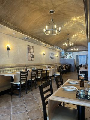 Joe & Pat's Pizzeria & Restaurant by null