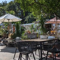 Cafe Moka - Village Square