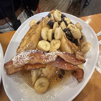 Ruby Slipper Uptown - Cafes Near Me - New Orleans, Louisiana