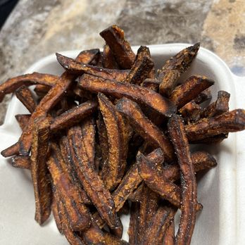 Honolulu Burger Company - Kaimuki - Another angle of the burnt, bitter sweet potato fries - Burgers Near Me - Honolulu, Hawaii Honolulu Burger Company - Kaimuki - Another angle of the burnt, bitter sweet potato fries - Burgers Near Me - Honolulu, Hawaii