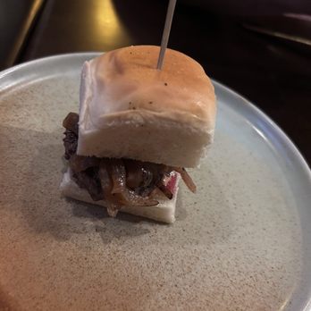 Le Grand - Sliders - Cocktail Bars Near Me - Pasadena, California
