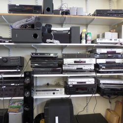 Peoples Pawn Jewelry & Auction Co - Various electronics