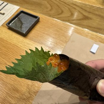 Hello Nori  - Ikura roll - Japanese Near Me - Vancouver, British Columbia