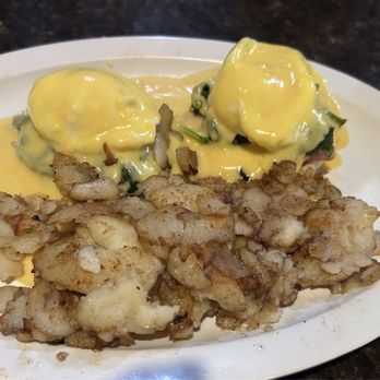 North Hollywood Diner - Eggs Florentine with ham - Diners Near Me - North Hollywood, California North Hollywood Diner - Eggs Florentine with ham - Diners Near Me - North Hollywood, California