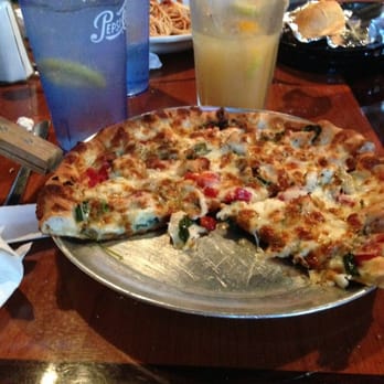Chris' Pizza And Pub - Winterplace pizza is delicious! Airy NY style crust, chicken, red peppers, provolone cheese, spinach, and feta cheese. Yum Yum - Pizza Near Me - Longs, South Carolina