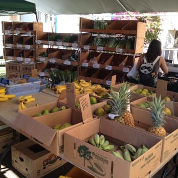 UH Farmer's Market - a variety of fruits and vegetables - Farmers Market Near Me - Honolulu, Hawaii UH Farmer's Market - a variety of fruits and vegetables - Farmers Market Near Me - Honolulu, Hawaii