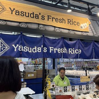 Don Quijote - International Grocery Near Me - Honolulu, Hawaii