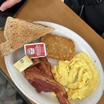 Downtown Terrace - Two Eggs Any Way - New American Near Me - Las Vegas, Nevada