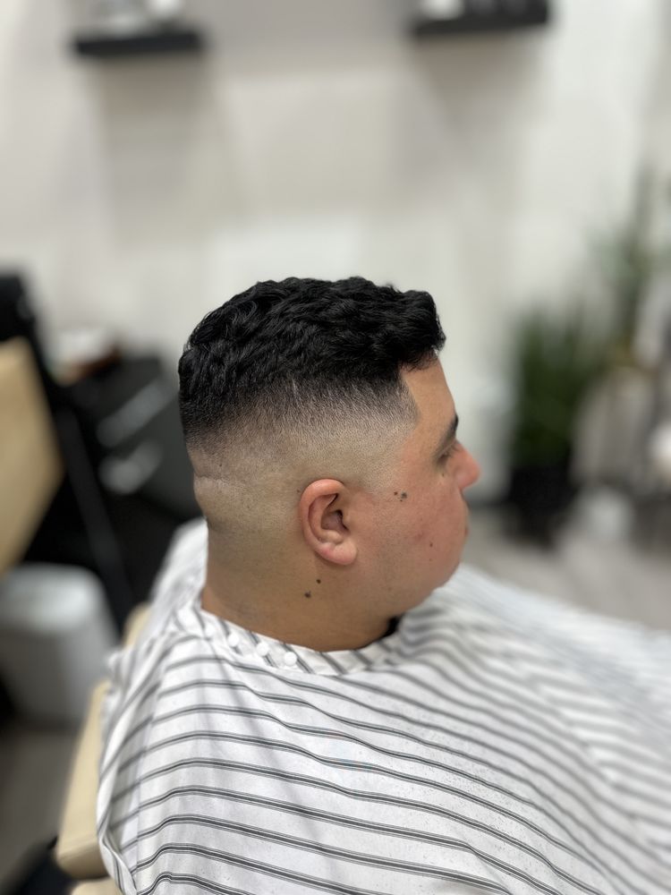 72 Fifty Men's Salon Logo