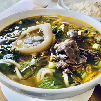 Nam An - Shredded Chicken with Rice (Cơm Gà Xe Phay) Spicy Beef Shank Soup (Bún Bò Huế) B minus quality ( may not eat chili food) - Vietnamese Near Me - Westminster, California Nam An - Shredded Chicken with Rice (Cơm Gà Xe Phay) Spicy Beef Shank Soup (Bún Bò Huế) B minus quality ( may not eat chili food) - Vietnamese Near Me - Westminster, California