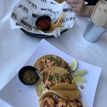 On The Hook - Cajun/Creole Near Me - Brea, California