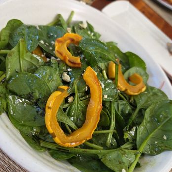 Trummer's On Main - New American Near Me - Clifton, Virginia