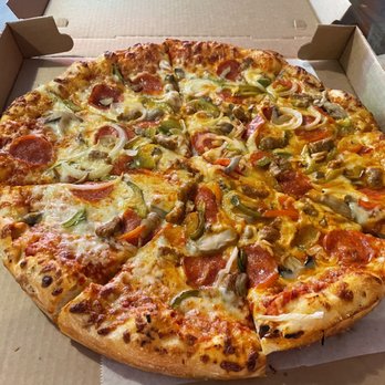 Varsity Pizza - Varsity Special with double cheese - Pizza Near Me - Syracuse, New York