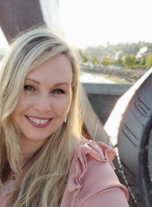 Social spots from Kass Huff Psychic Medium