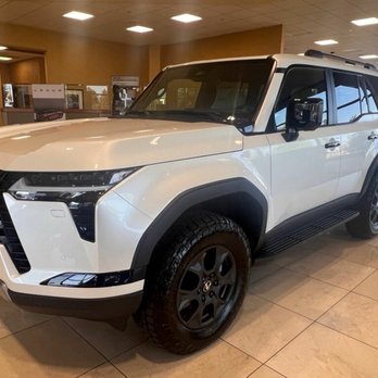 Freeman Lexus - Beauty! - Car Dealers Near Me - Santa Rosa, California Freeman Lexus - Beauty! - Car Dealers Near Me - Santa Rosa, California