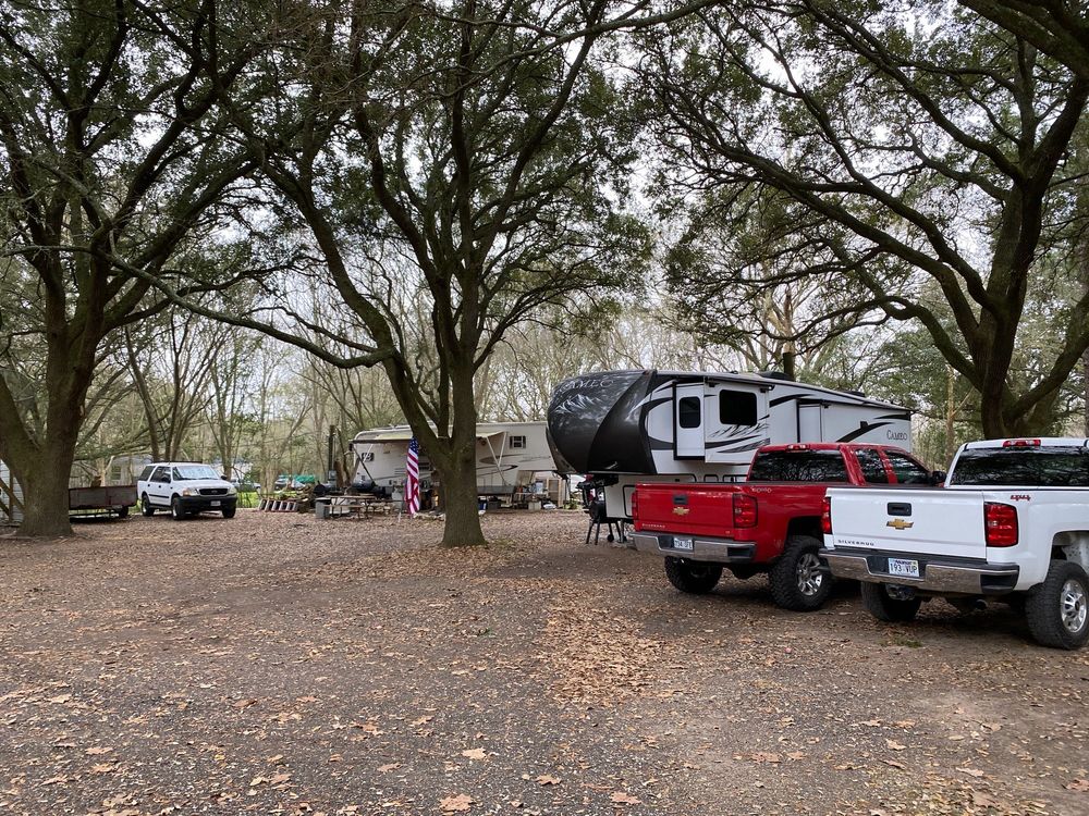 ROSSI PROPERTIES Updated September 2024 6404 Old Chocolate Bayou Rd, Manvel, Texas RV