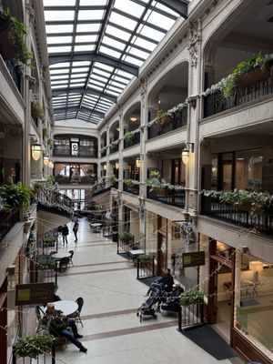 Grove Arcade by null