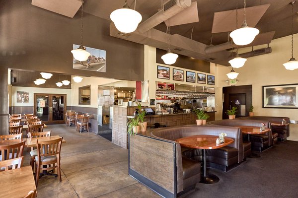 Hugo's West Hollywood by null