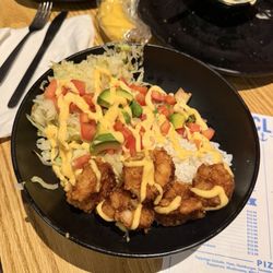 Barnacle Bill's - Bang bang shrimp bowl