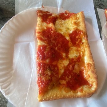 Rosa's Pizza - Pizza Near Me - Middle Village, New York